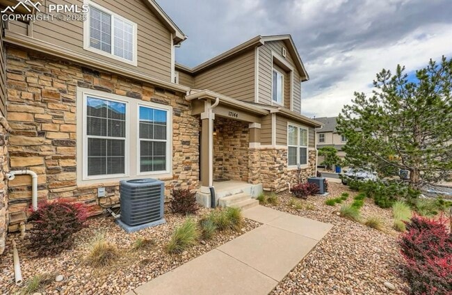Building Photo - 17144 Blue Mist Grove Rental