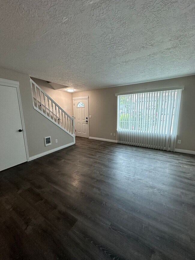 Photo - Rockingham Duplex- Northeast Salem