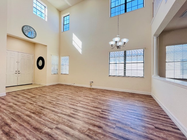 Photo - 10441 Stapeley Dr