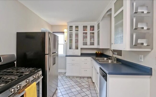 Photo - 2175 Juliet Ave