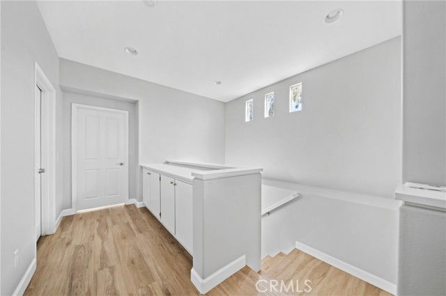 Building Photo - 10016 Albee Ave