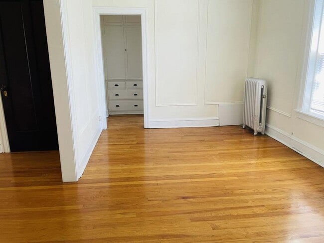 Photo - 1 bedroom in Evanston IL 60202 Unit 2N