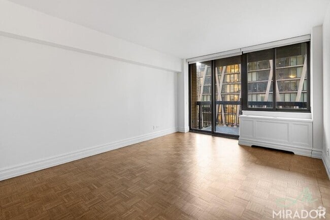 Building Photo - 0 bedroom in New York NY 10023 Unit 6B Rental
