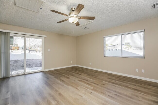 Photo - 8240 Stapleton Ave