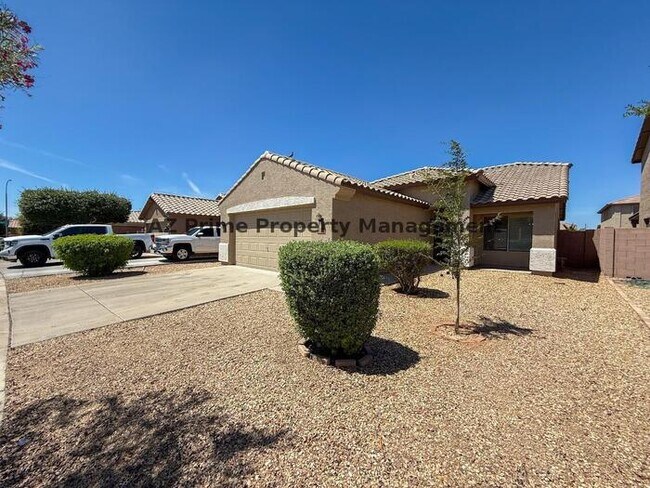 Photo - 11322 W Buchanan St