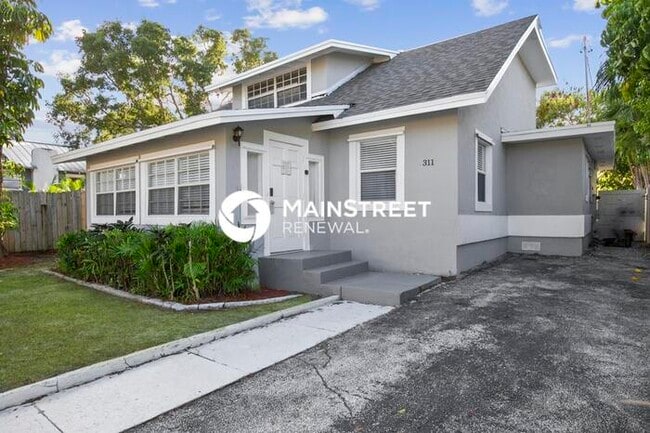 Building Photo - 4 Bedroom Pet-Friendly Home in Lake Worth,...