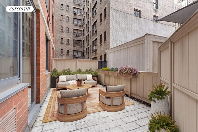 Building Photo - 250 W 89th St Rental