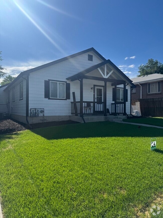 Building Photo - Charming 3 beds 2 baths in Denver! Rental