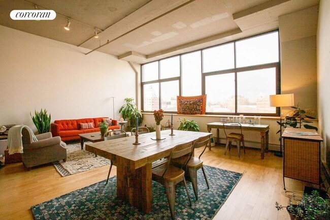 Building Photo - 535 Dean St