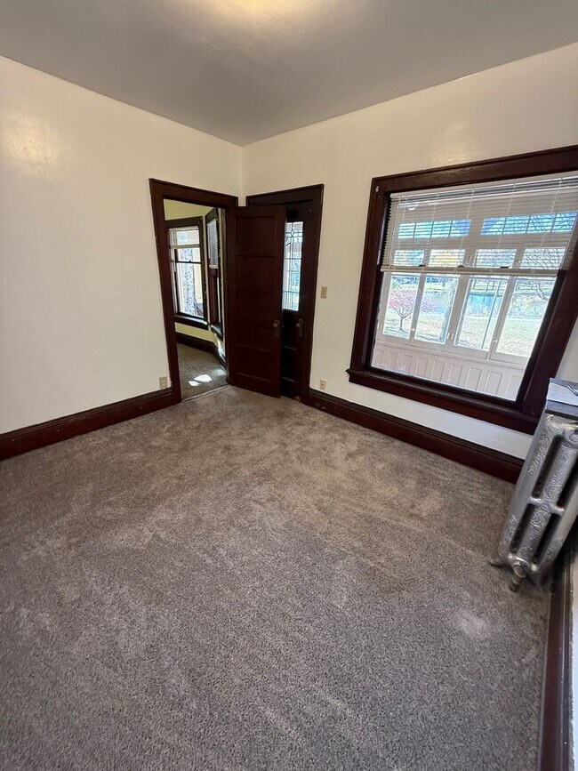 Photo - 2252-54 S 7th st Unit Upper Front