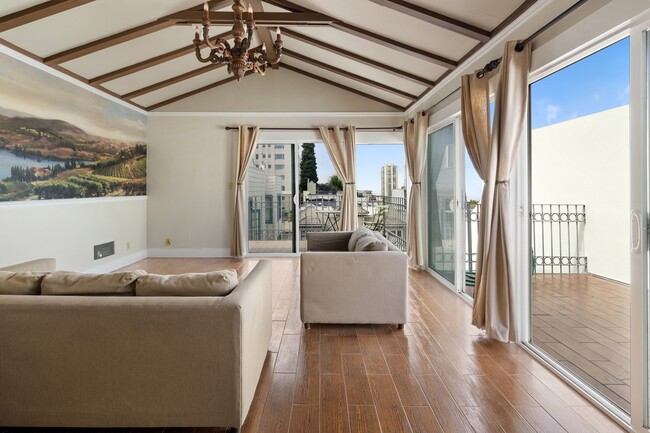 Building Photo - 1264 Sacramento St Unit 1264 Sacramento St, San Francisco, CA 94108