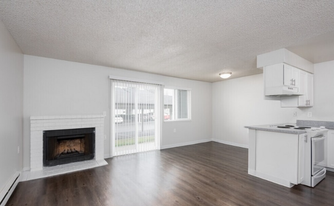 Photo - 5726 59th St Ct W Unidad 1x1