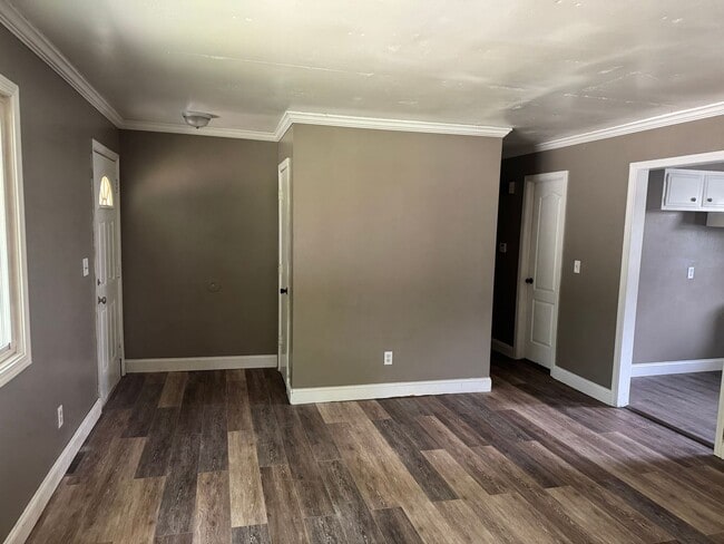 Photo - 2 Bedroom | 1 bath - Remodeled Unit Located in Springfield!