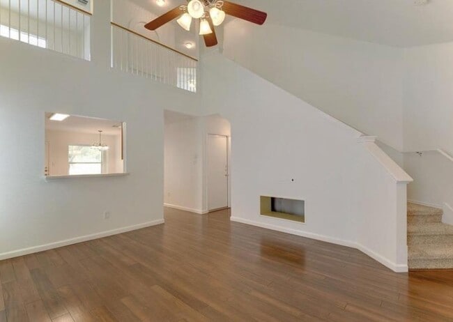 Photo - 211 Cadillac Cove