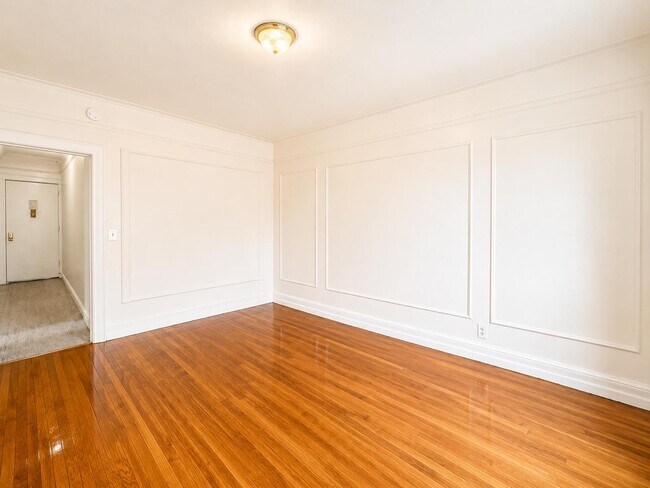 Photo - 2507 Cruger Ave Unit 32S
