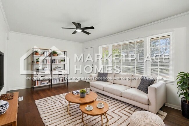 Photo - 2038 E Lilac Ln