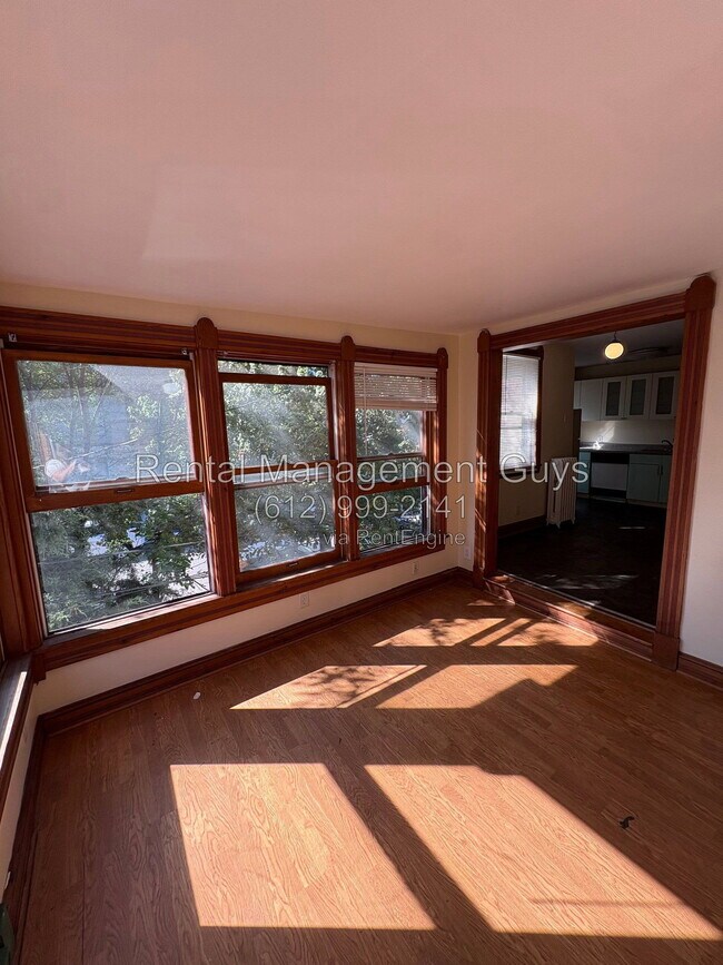 Photo - 2647 Girard Ave S Unit 2