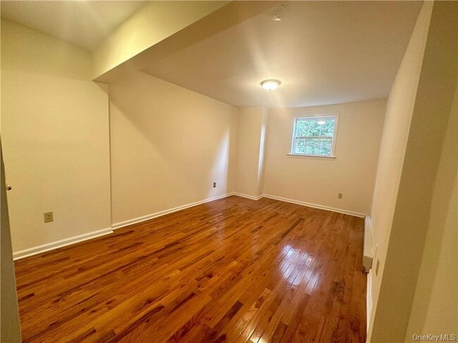 Photo - 570 NY-52 Unit 1