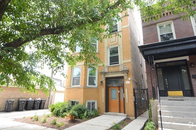 Building Photo - 2814 N Troy St Rental