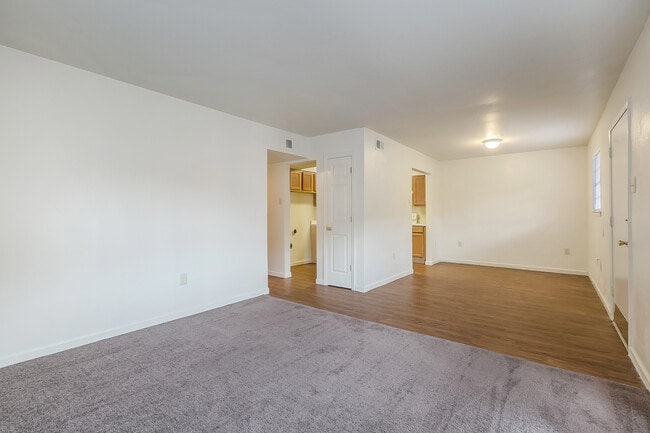 Photo - 4112 Hessmer Ave Unit 1