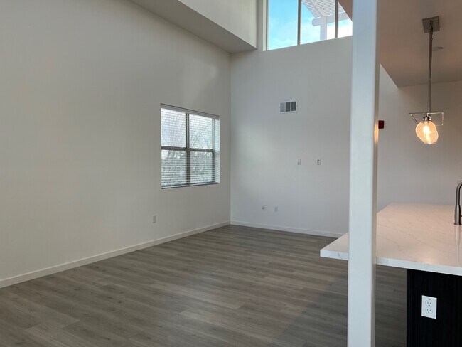 Photo - The Flats at the Mill at Broadway