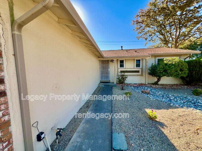 Photo - 2459 Gulf Dr