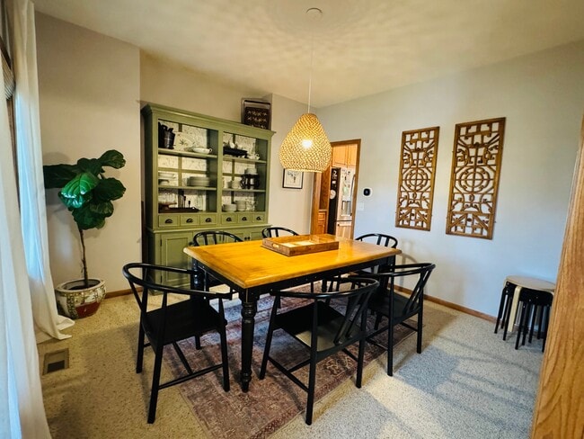Photo - 5535 N 153rd St