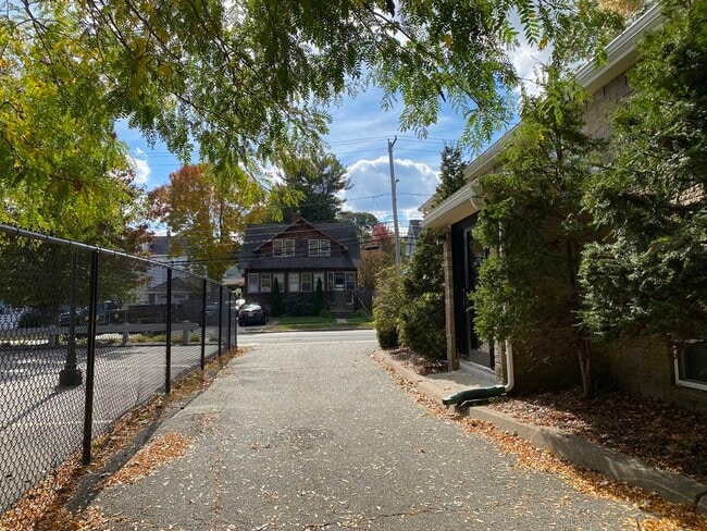 Photo - 197 W Wyoming Ave Unit #2