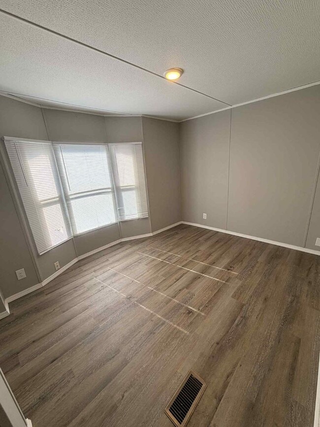 Photo - COMING SOON: Shared Trailer for Rent – Web...