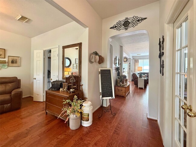 Photo - 176 S Holly Laurel Cir