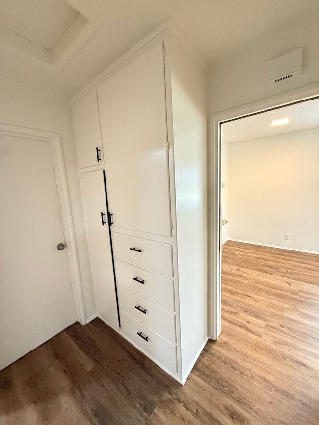 Photo - 286 Homer Ave