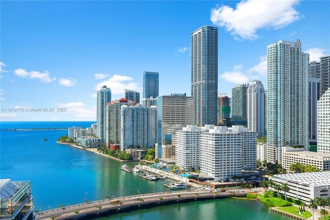 Building Photo - 701 Brickell Key Blvd Unit LPH-10