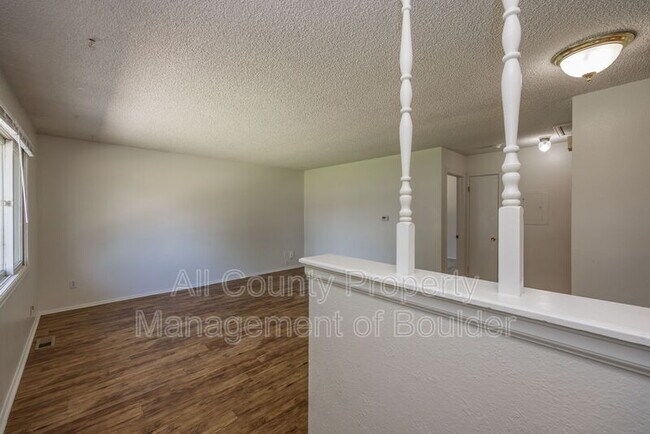 Photo - 2330 Wedgewood Ave Unidad 3A