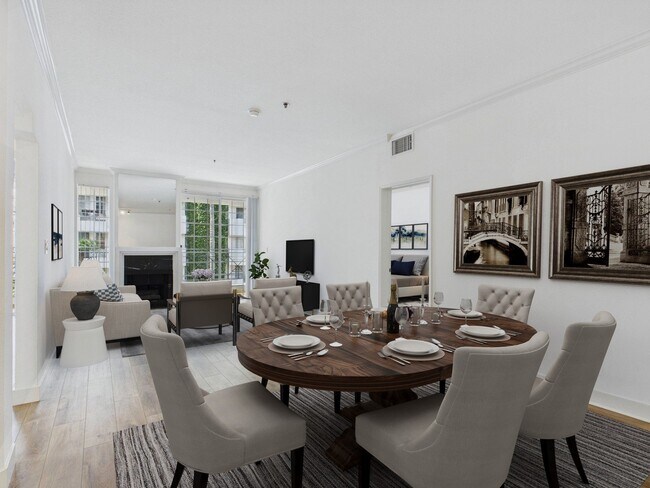 Photo - 310 S. Swall Drive Apartments