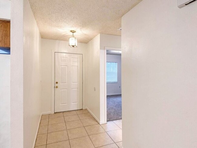 Photo - 1029 Jacks St
