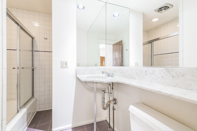 Photo - 1301 Washtenaw Ave Homes