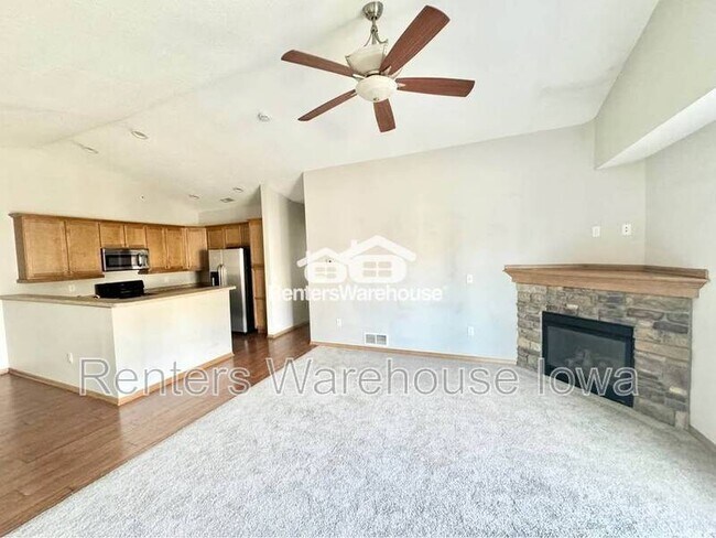 Photo - 2000 Meadow Ct Unit 406