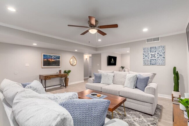 14442 N 50th St Unit SI ID1558623P