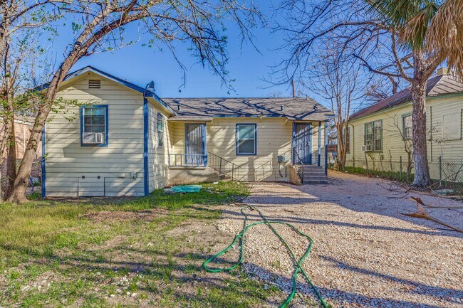 Photo - Porter St Duplex Unit 616-p