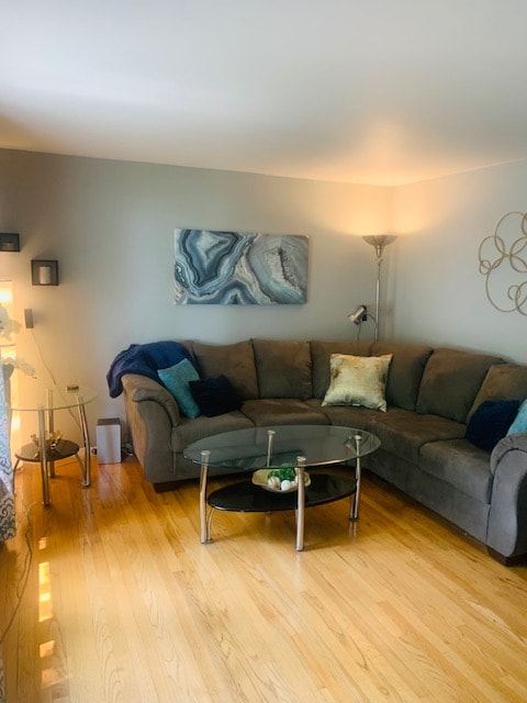 Photo - 913 Memory Ave
