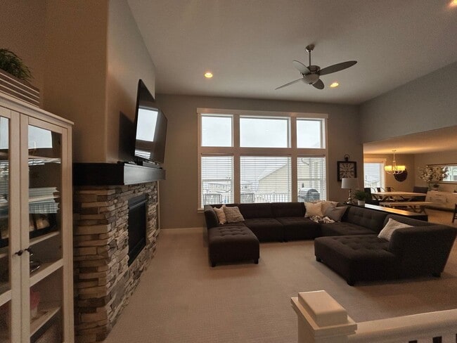 Photo - 5 Bedroom 3.5 Bathroom Home in Lehi Utah!