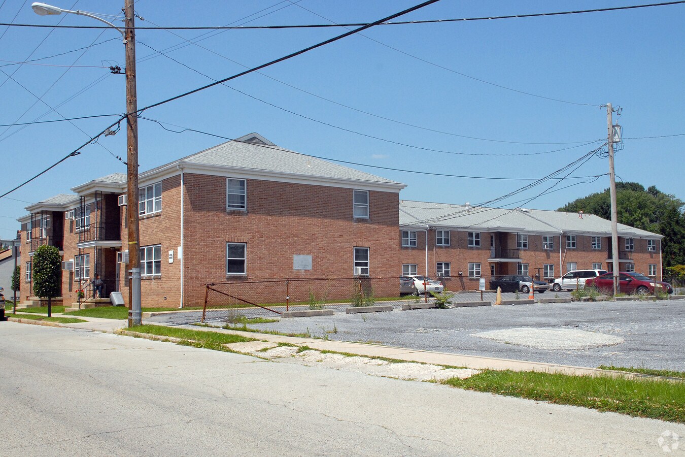 Photo - Hartwell Apartments