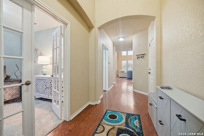 Expansive 6-Bedroom Home with Fireplace, Hardwood Floors & Fenced Yard in Cibolo