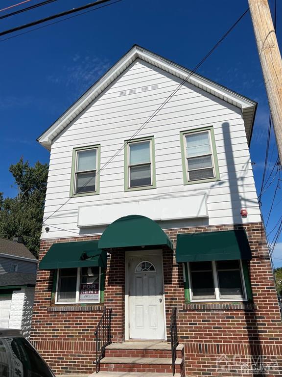 Building Photo - 147 S Pine Ave Unit A Rental
