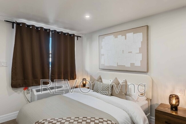 Photo - 7800 Lundy's Ln Unit 123