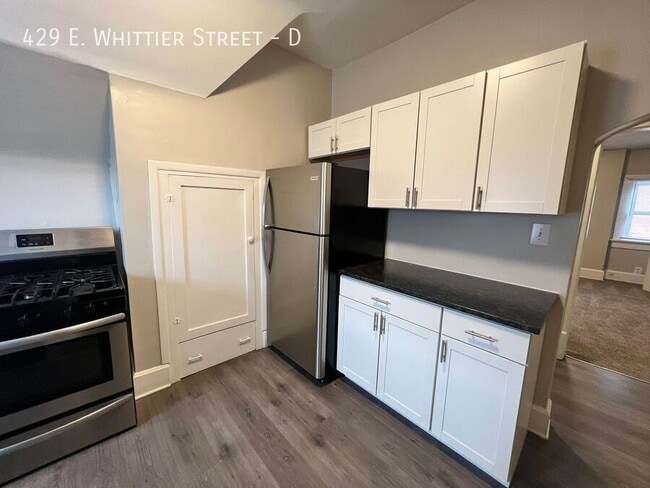 Photo - 429 E Whittier St Unit D