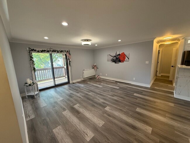 Photo - 803 Brook Dr Unit 7
