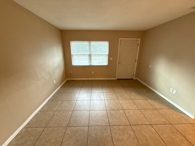2555 E Marco Ct Unit 13