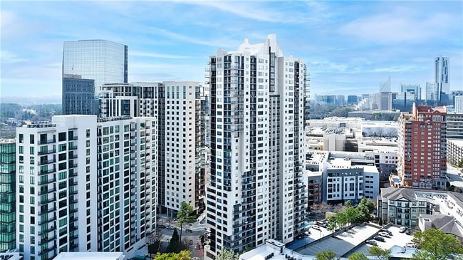 Building Photo - 3481 Lakeside Dr NE Unit 2505 Rental