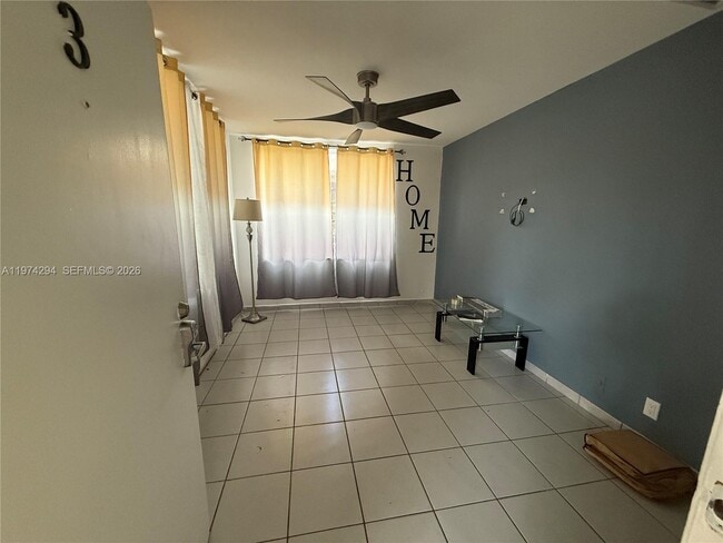 Photo - 1853 SW 17th St Unit 3